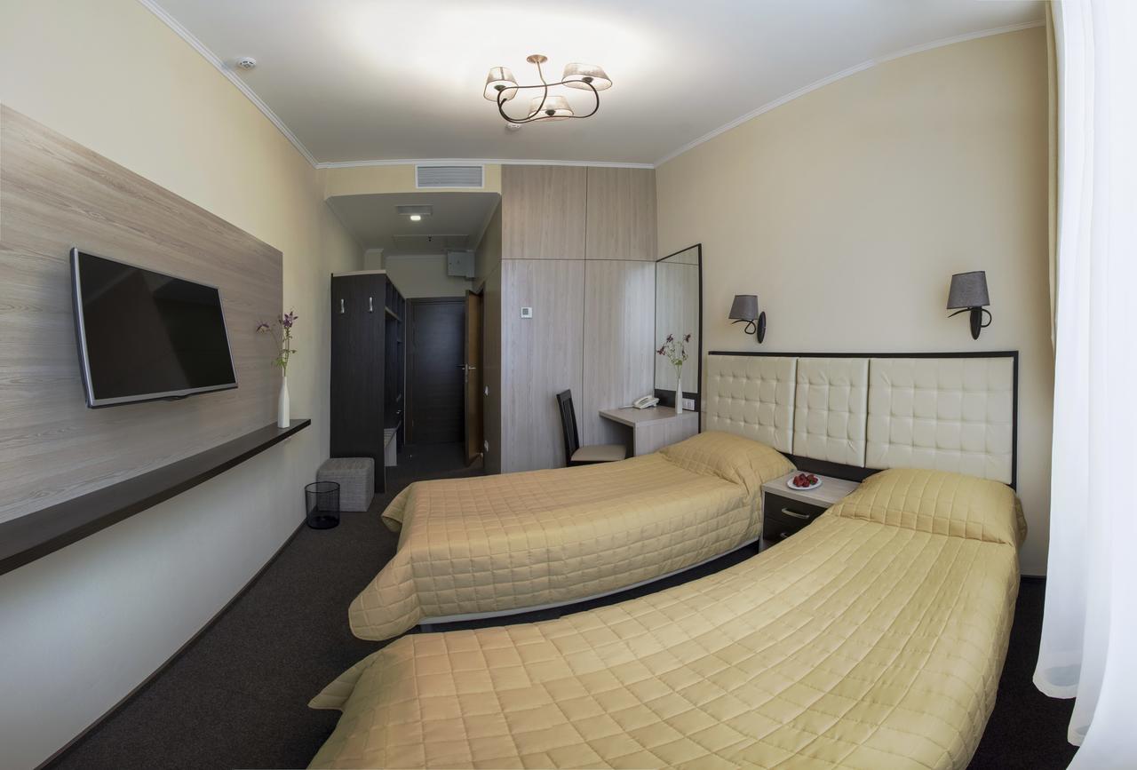 Hotel Florida Kyiv Exterior photo